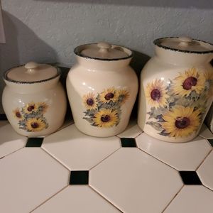 16 piece sunflower kitchen set. Crock jars and ect